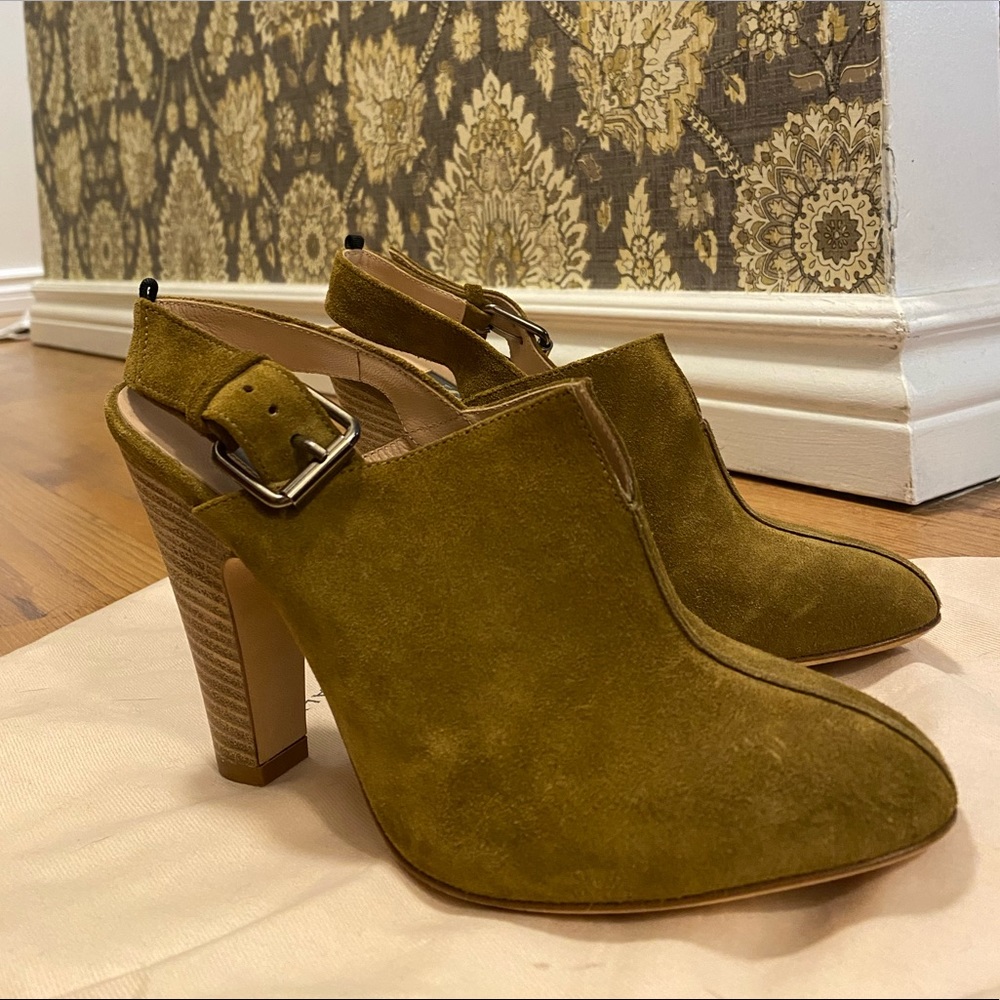 SJP Heels